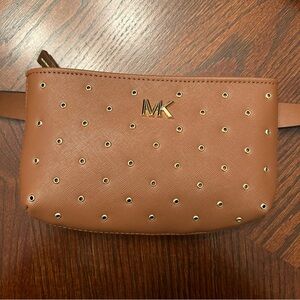 Michael Kors Fanny Pack Quilted Waist Belt Bag Brown w Gold (Size S/M) 🆕